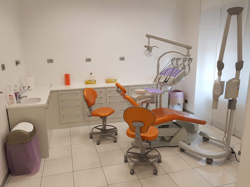 Studio Dentistico Stomatologica Services