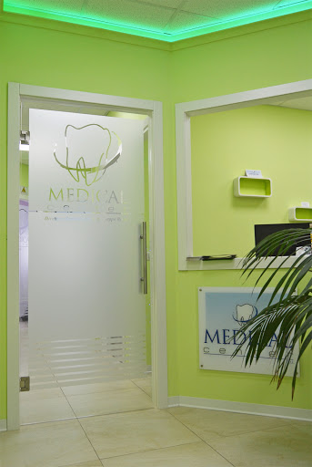 Studio Dentistico Medical Center logo