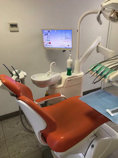 Studio Dentistico Centro Creazione Dentale