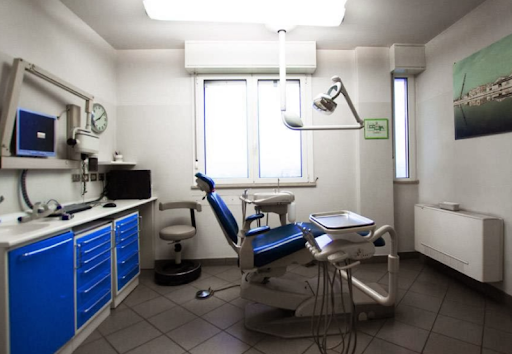 Studio Dentistico Centro Medico Fidenza