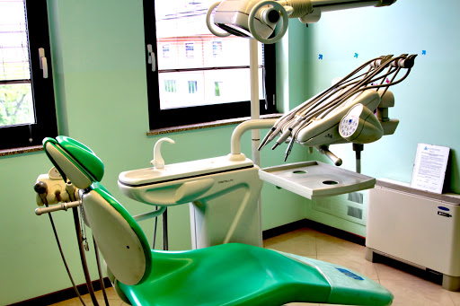Studio Dentistico Travaglini Dr. Massimo