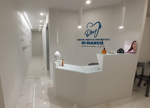 Studio Dentistico CENTRI DENTISTICI DI MARCO