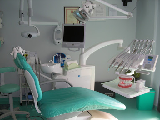 Studio Dentistico Dental 2000