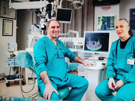 Studio Dentistico Pratesi & Montanari
