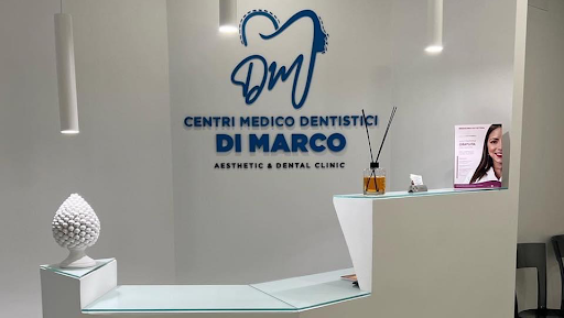 Studio Dentistico CENTRI DENTISTICI DI MARCO