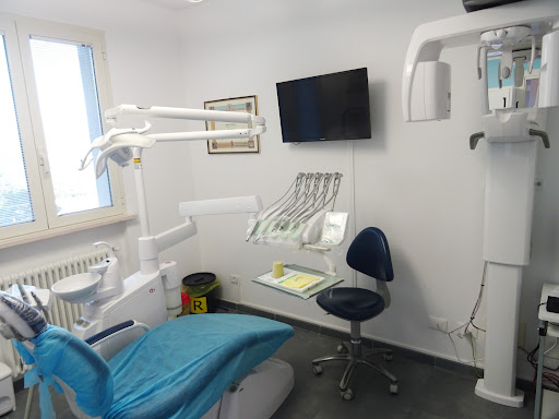 Studio Dentistico Odontoiatra Venturi Mattia logo