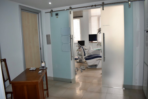 Studio Dentistico Dott.ssa Montella & Dott.ssa Covone