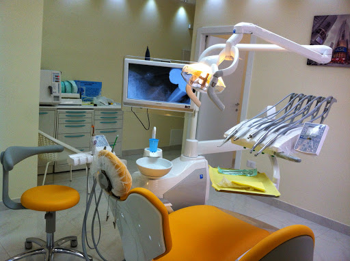 Studio Dentistico Piatsiary Dr. Alena logo